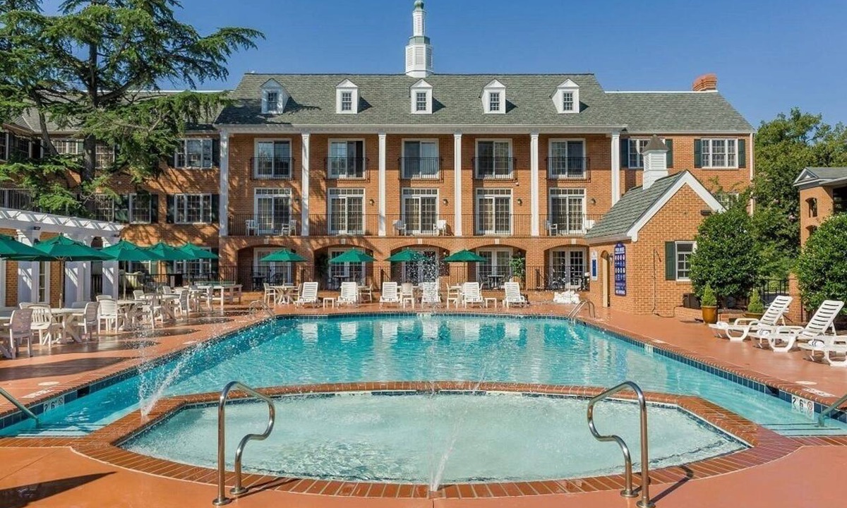 Williamsburg Condo | 1 BDRM CONDO- WESTGATE WILLIAMSBURG RESORT- KING BED, JETTED TUB, FULL KITCHEN