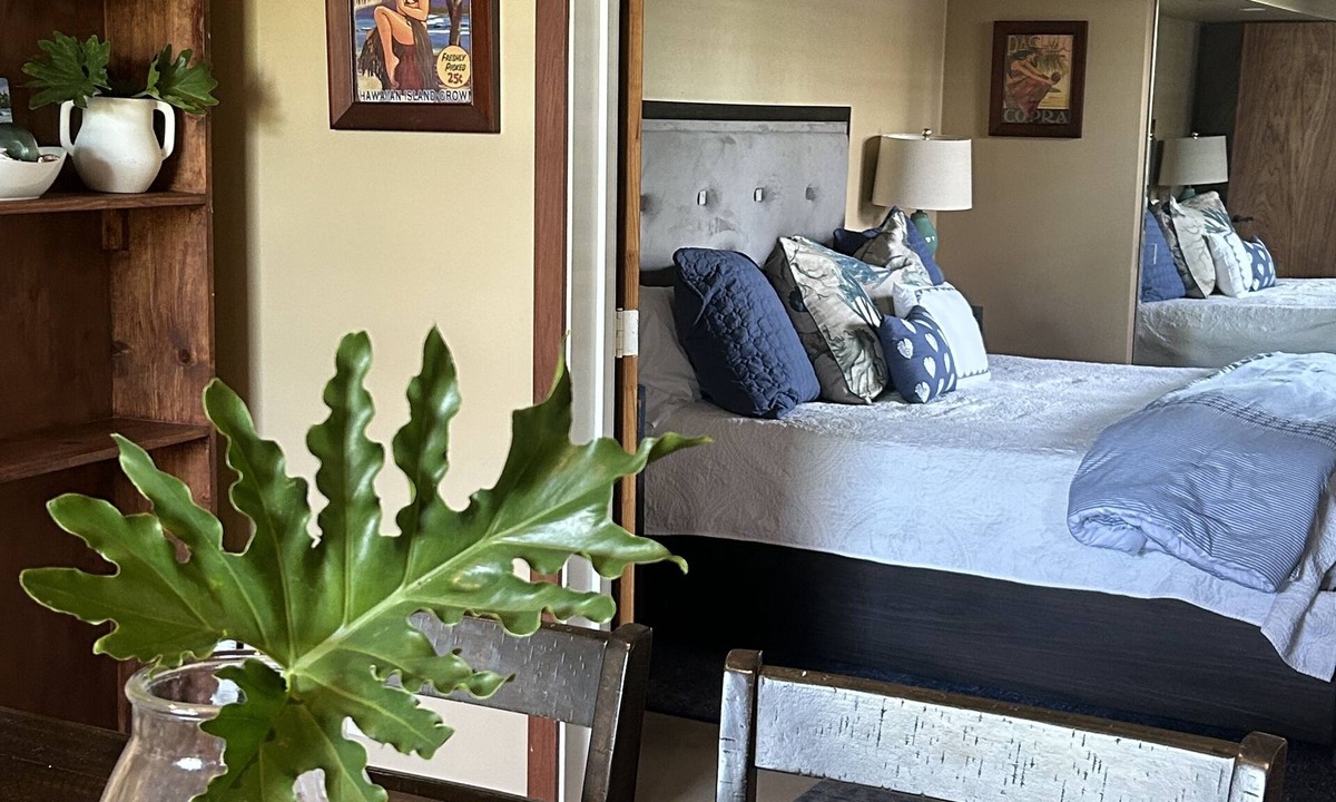 Kailua Apartment | 1 Bedroom AC Modern 5 Min Walk Beach