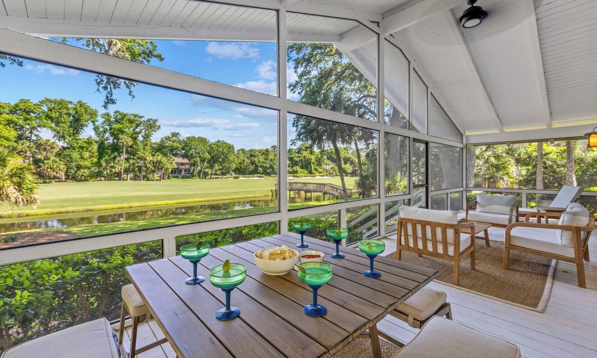 Oceanside House | 1 Catbird @ Sea Pines | Golf Views | Steps From Beach | Game Room | Scenic Screened Porch