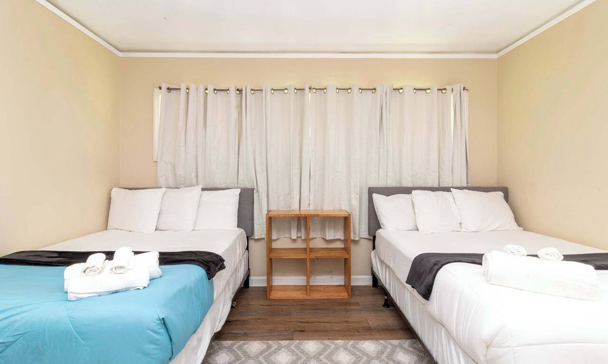 Columbus House | 10 Min to Downtown, Close to Dining-Boxwood Beauty