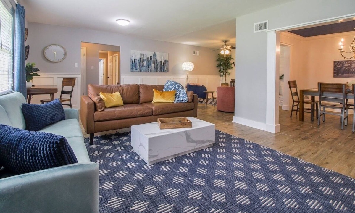 Savannah House | 100" Projector, Marsh Views, Game Room, Coffee Bar, Early Check In