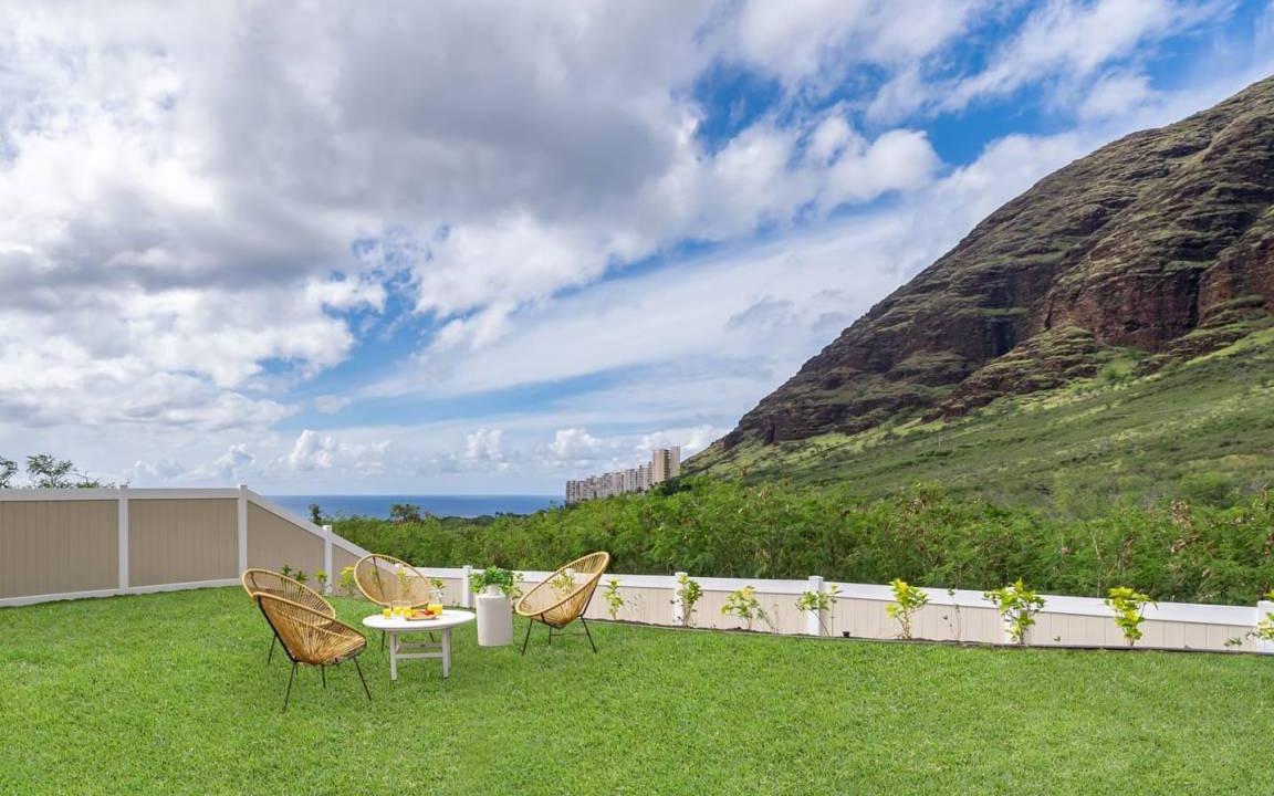 Makaha Valley House | 161 m² House ∙ 4 bedrooms ∙ 10 guests