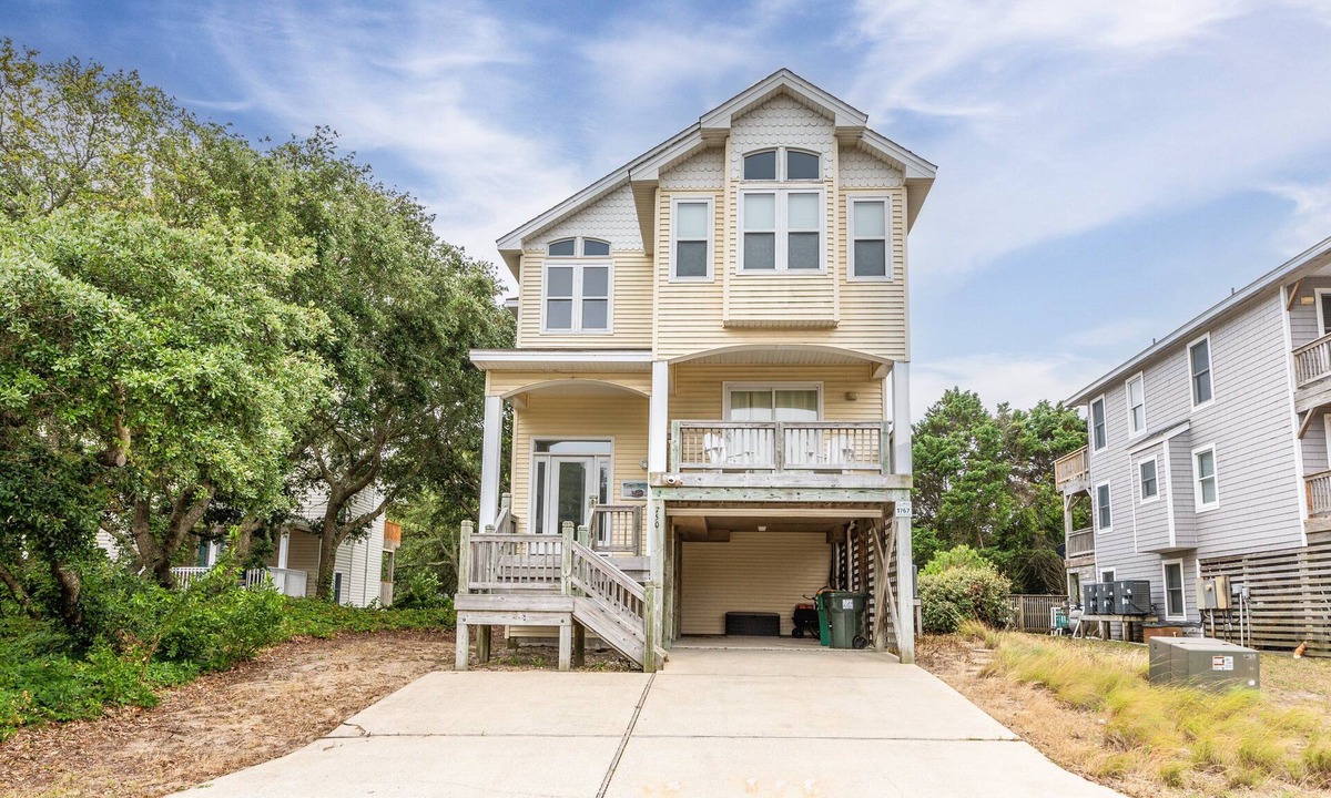 Ocean Sands House | 1767 - Fox Snooze - Corolla Retreat | Pool, Hot Tub & Beach Walk