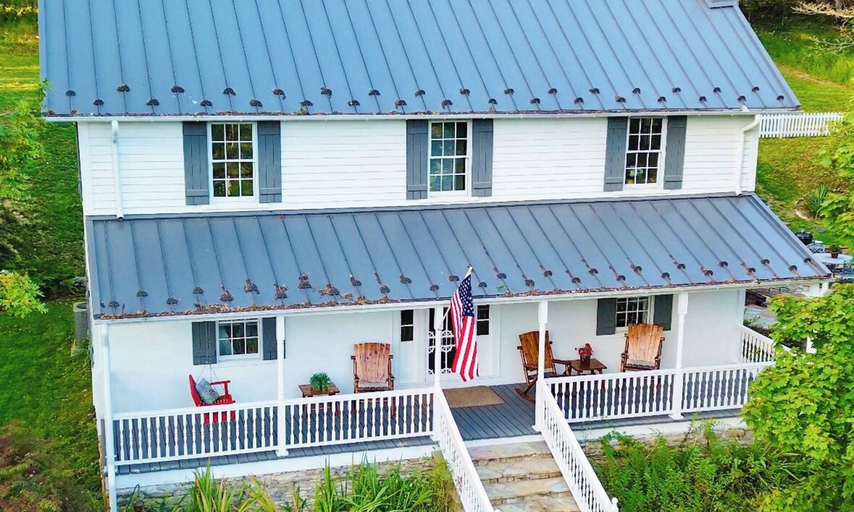 Banner Elk House | 1885 Farmhouse Luxuriously Renovated: Animals & Antiques