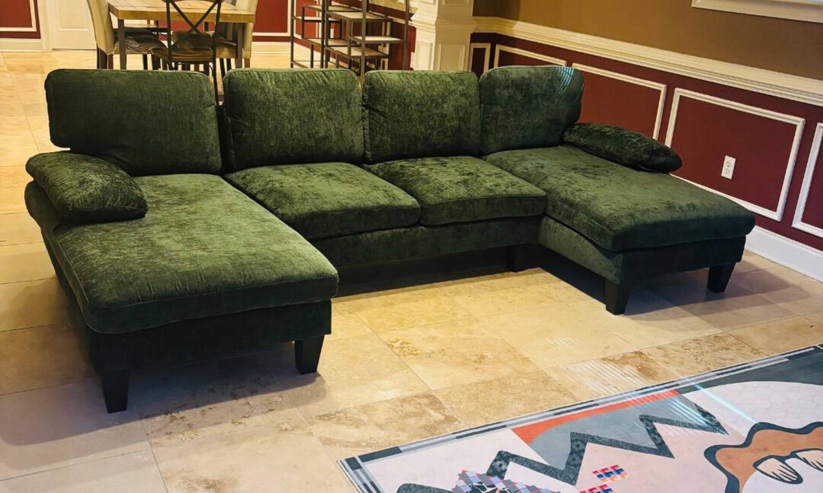 Suwanee Apartment | 2 Bed Basement Apt in Upscale Gated Community By Stores, Restuarants, & Parks