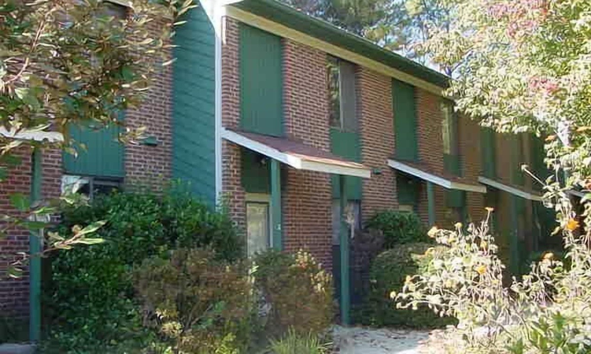 Chapel Hill Condo | 2-bedroom condo just 13 minutes walk to Franklin Street