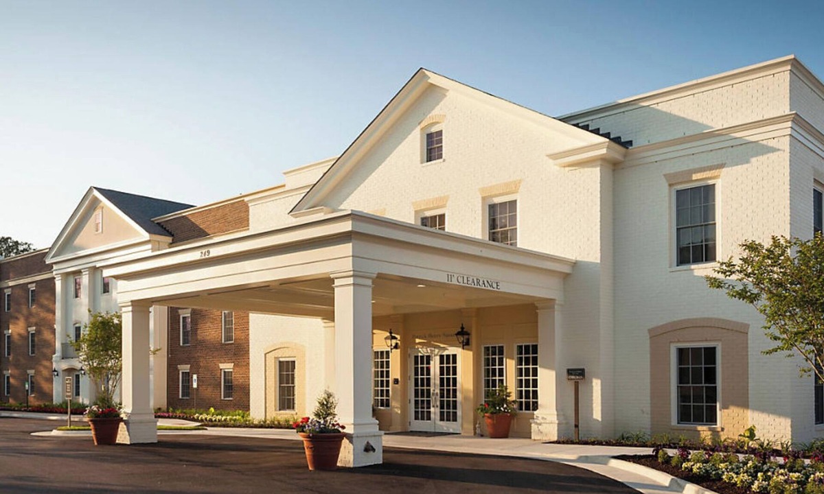 Williamsburg Condo | 2 Bedroom Condo, Sleeps 6 at Bluegreen Patrick Henry Square Resort!