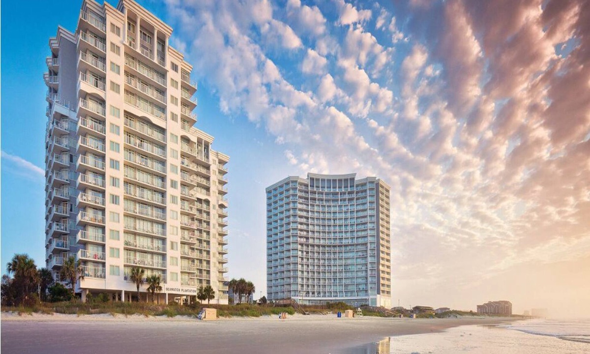 Myrtle Beach Resort | 2 Bedroom Deluxe Condo on Myrtle Beach, Wyndham Seawatch!