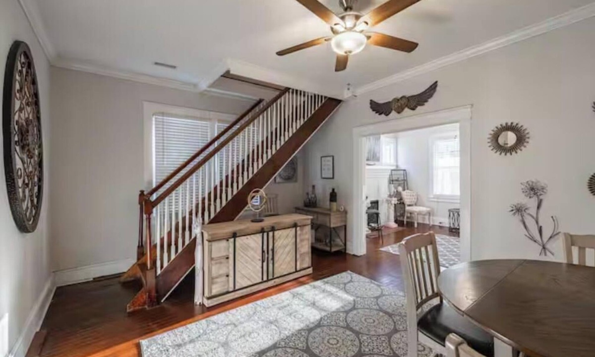 South Richmond Apartment | 2 BR Charming Single Family Home near VCU