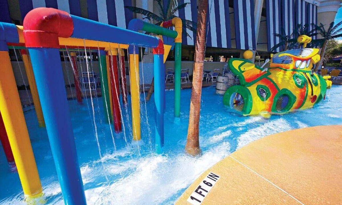 Myrtle Beach Hotel | 2 Coastal Getaways Close to Dining, Mini Golf, Indoor Pools, and Myrtle Beach