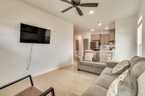 Temple House | 2 Mi to Dtwn Dining! Pet-Friendly Temple Townhome