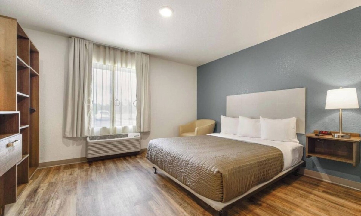 Newnan Hotel | 2 Spacious Studios Near Newnan Attractions