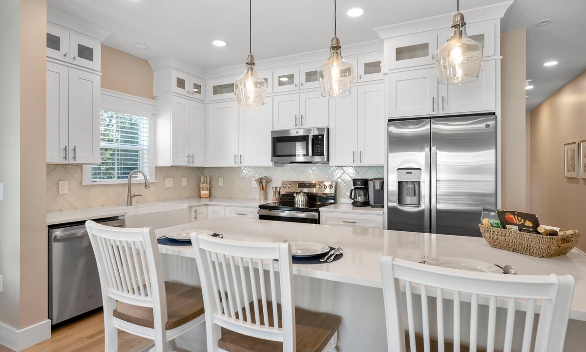 Palmetto Dunes House | 240 Olive Shell Court @ Spanish Wells | Golf Simulator | Private Pool | Modern Amenities