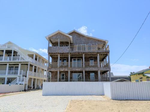 Nags Head House | 2508 Beach Rd, Semi-Oceanfront, Pool/Hot Tub