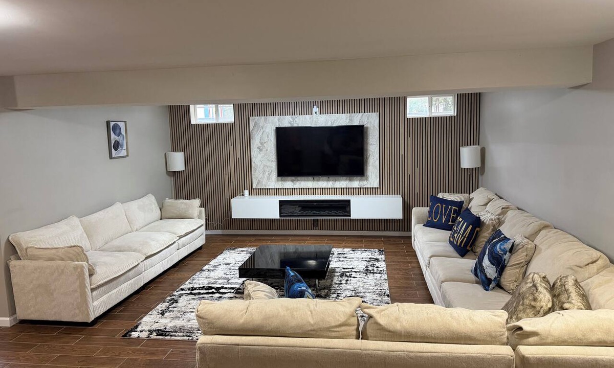 Upper Marlboro House | 2bedroom basement Modern 2BR 2BA Near DC Modern 2BR Private Entry