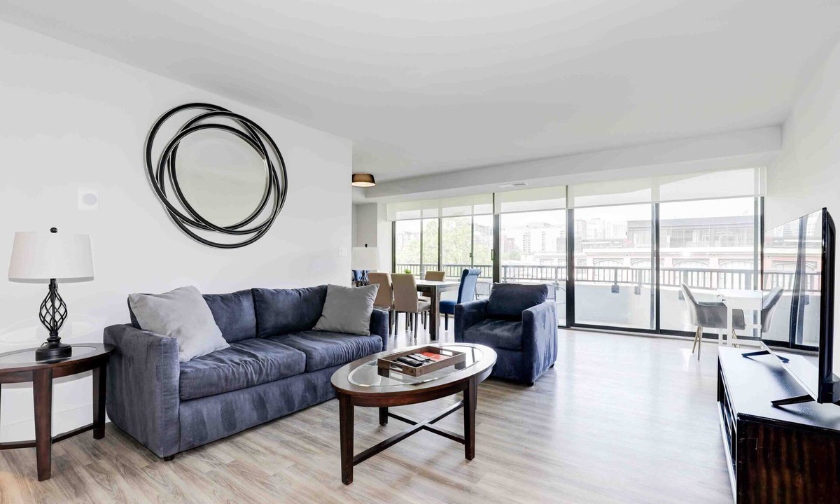Radnor - Fort Myer Heights Apartment | 2BR Comfort Apartment in Prime Location
