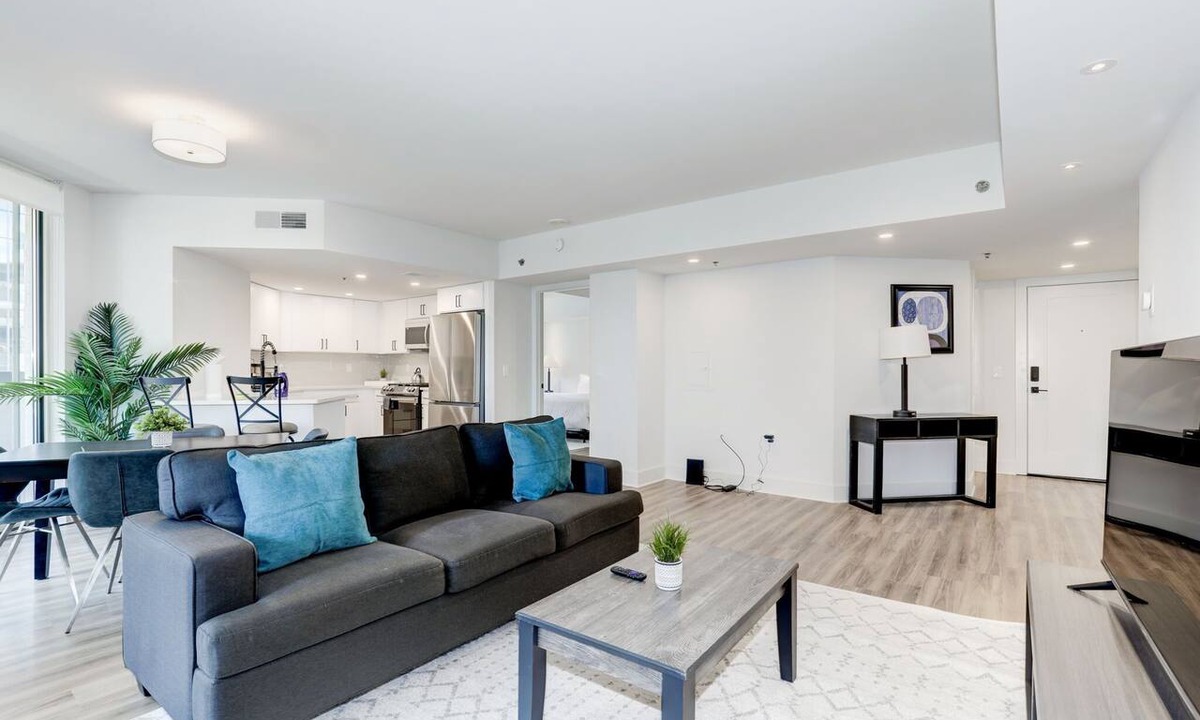 Crystal City Apartment | 2BR Urban Oasis, DC Access with Lux Comforts