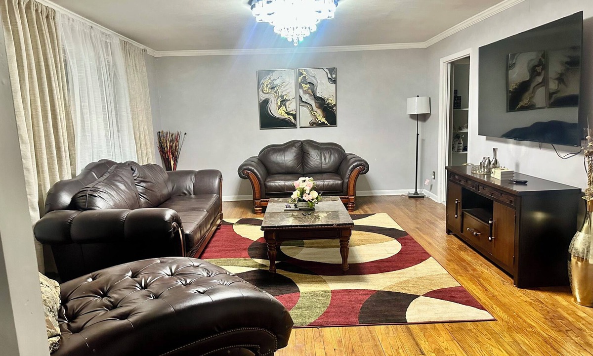 Fort Washington House | 3-bedroom house in peaceful Fort Washington with AC comfort