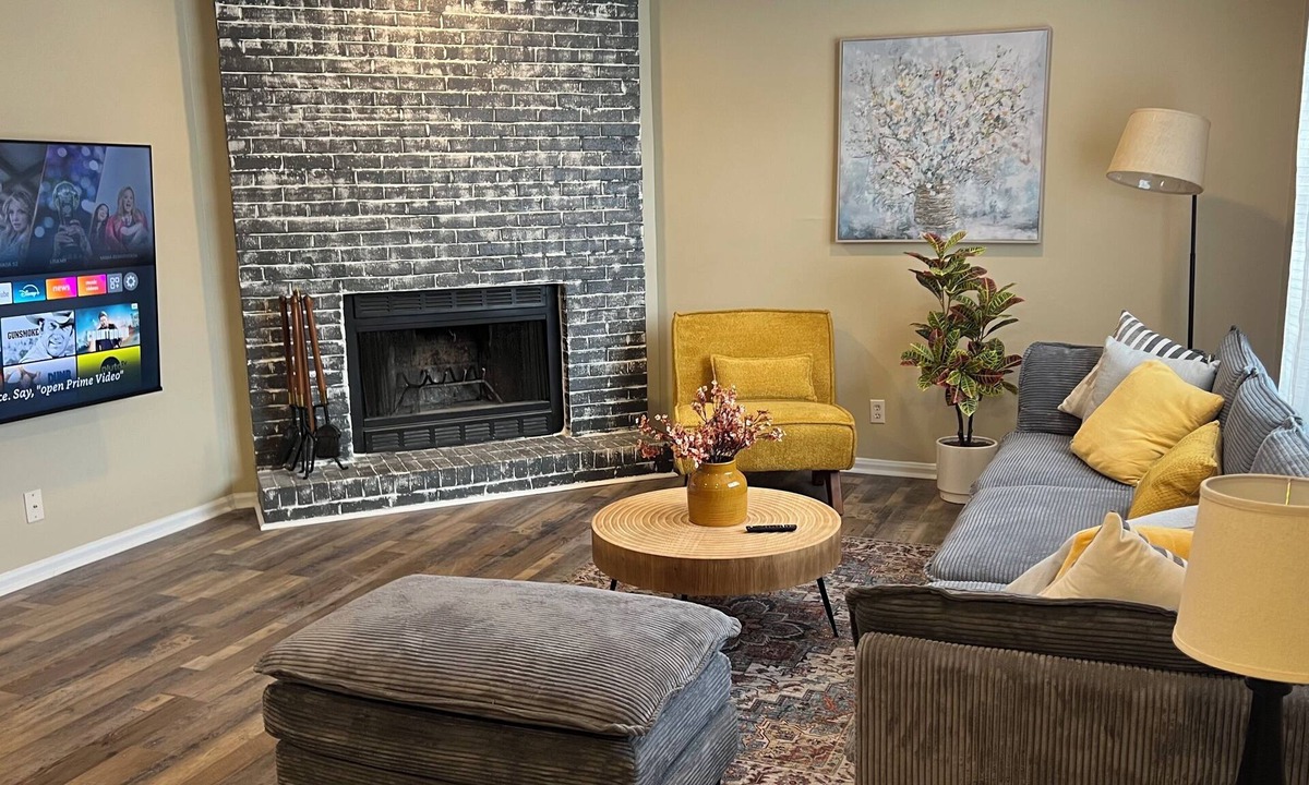 Taylors House | 3-bedroom townhome in enjoyable Taylors