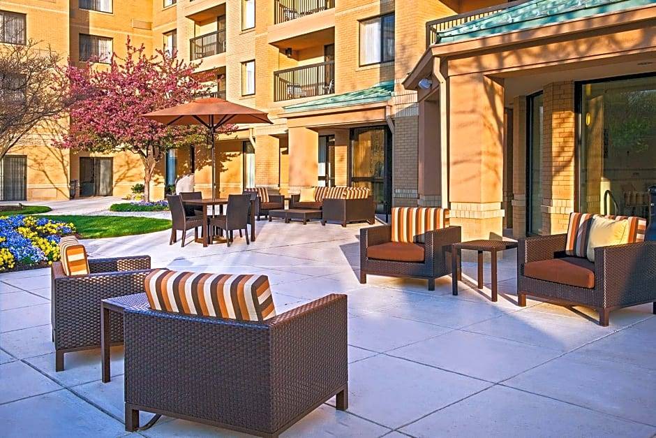 Innsbrook Hotel | 3-Star Hotel ∙ Courtyard by Marriott Richmond Northwest