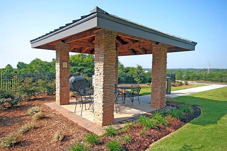 Wilmington Hotel | 3-Star Hotel ∙ Staybridge Suites Wilmington East, an IHG Hotel