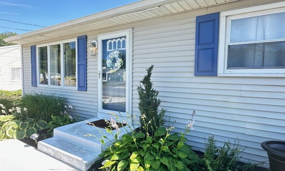 North Cape May House | 3bed,2bath Backyard Oasis by the Bay