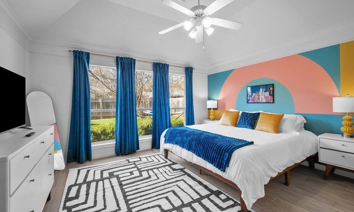 Cedar Park House | 3BR NEW! Stylish Home in Cedar Park Arcade & Fireplace - Sleeps 10