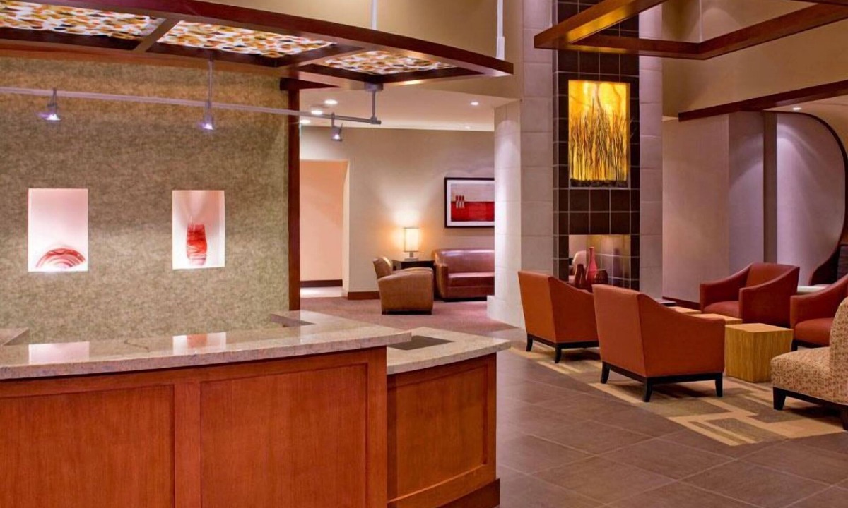 St. Johns Hotel | 4 Relaxing Units, FREE Parking, Short Drive to Sixth Street Historic District!