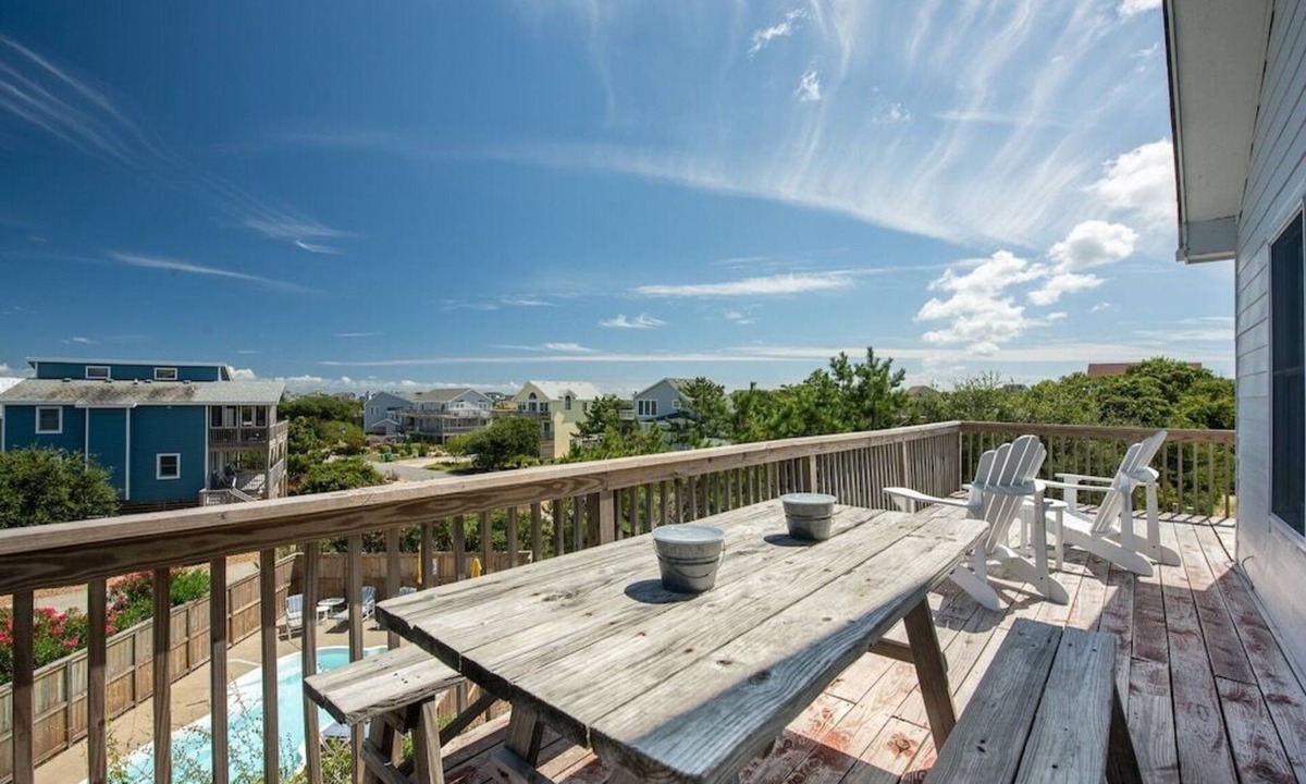 Duck House | 5 Bedrooms, 3 Full Baths, Outdoor Shower, Private Pool, Hot Tub, (Sleeps 10)