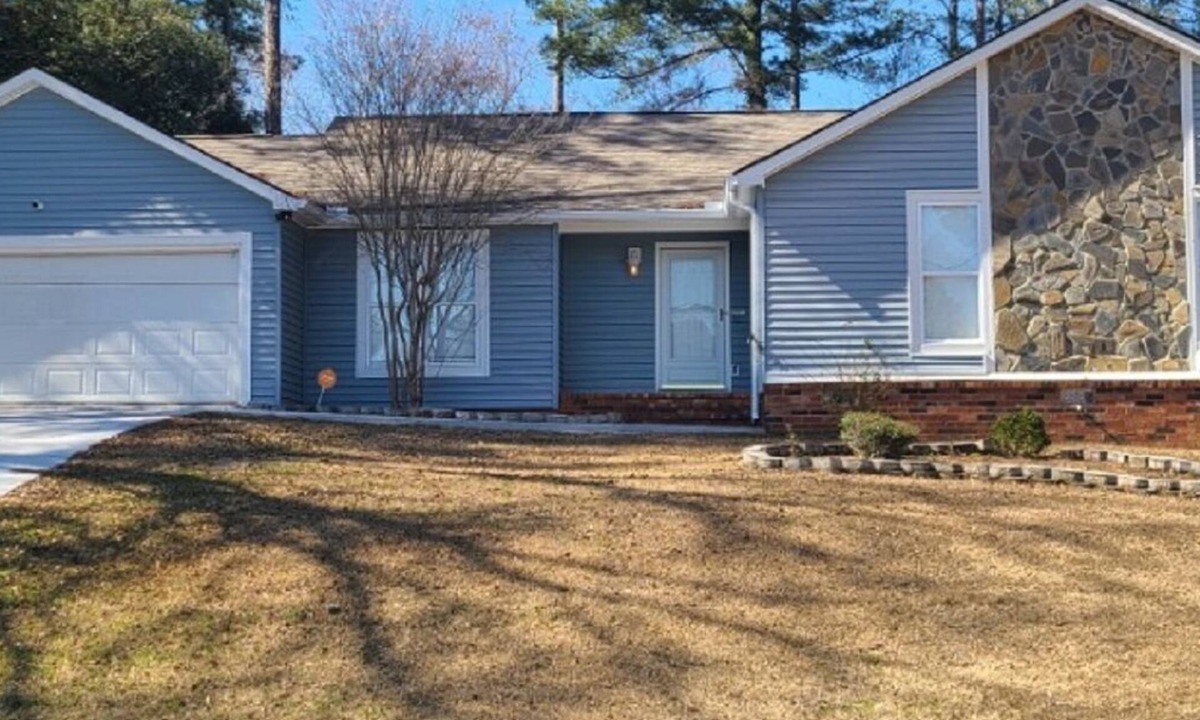 National Hills House | 5 beds/2 bath fully furnished house. WALK TO COURSE! Masters 2026 !