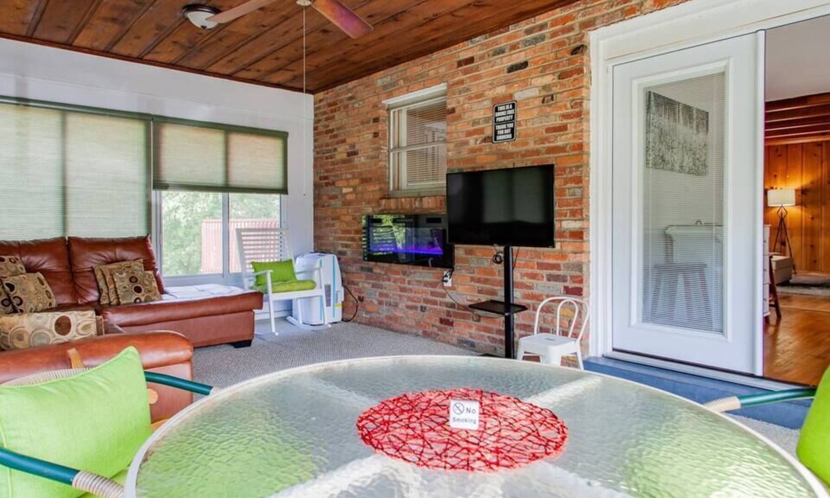Oxon Hill House | 5-BR Home ✫ National Harbor ✫ MGM Casino ✫ Outlets