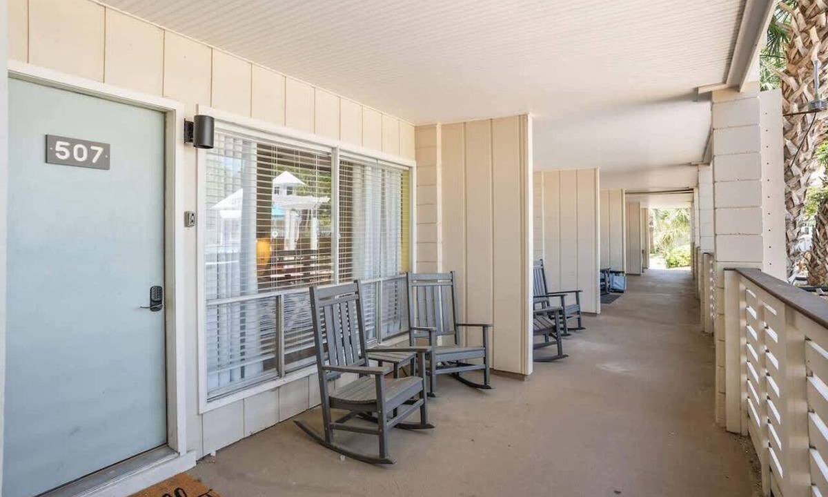 Saint Helena Island Apartment | 507 Sunsuite