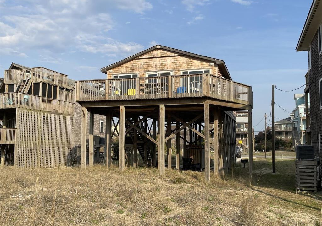 Hatteras House | 57151 Lighthouse Rd Home