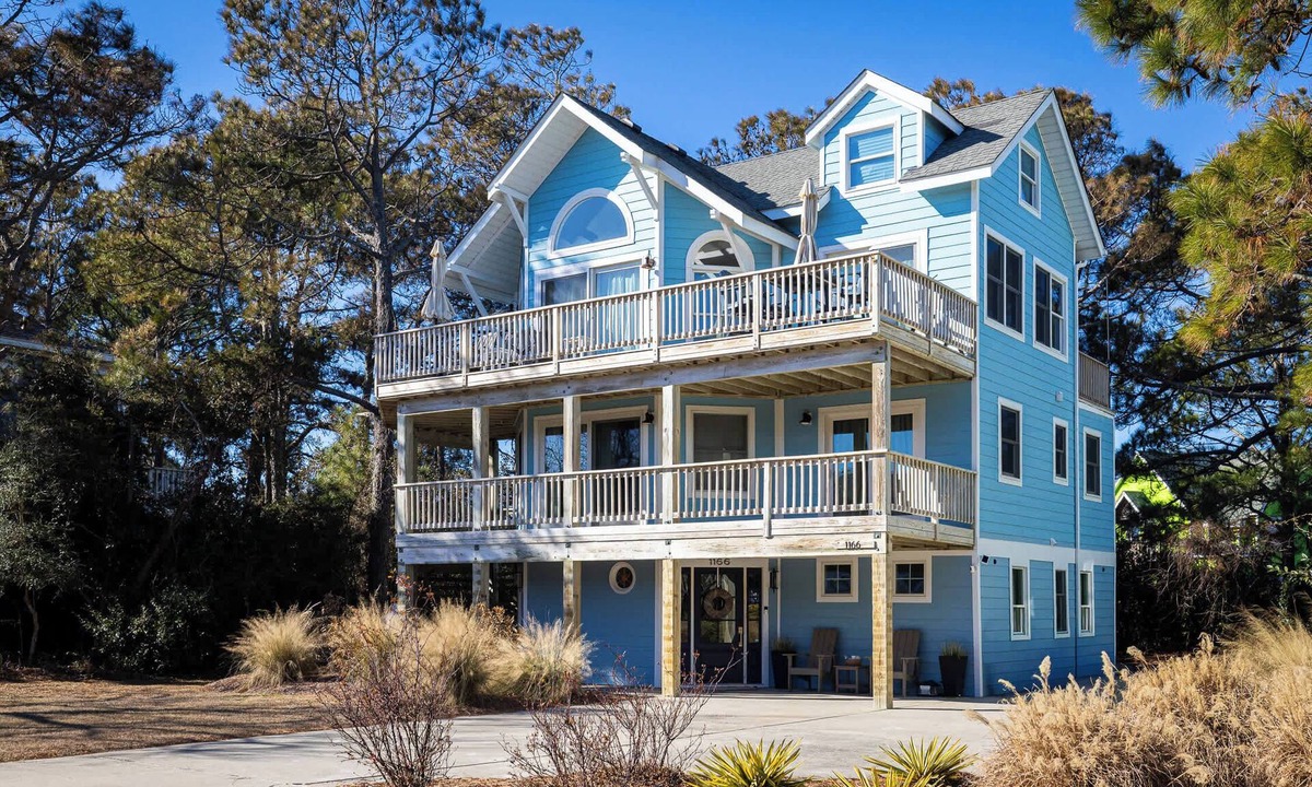 Corolla Light House | 5min to Beach w Resort Perks! Renovated CLR Home