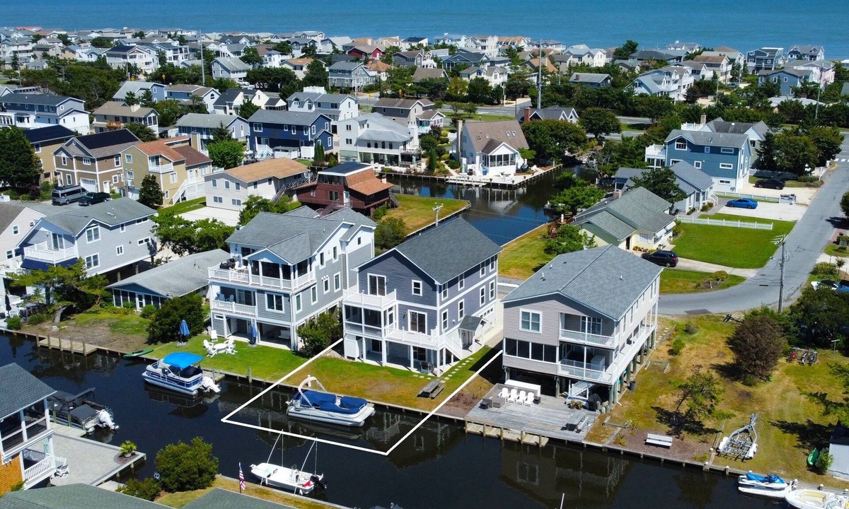 South Bethany House | 6BR Canal-Front w/Dock, 10 Houses to Beach