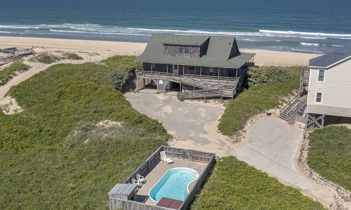 South Nags Head House | 7060 Tides Times * Oceanfront * Pool * Hot Tub
