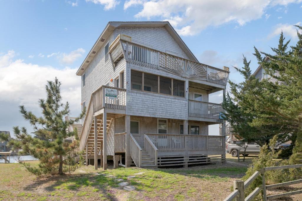 Avon House | 7557 - Turtles Pace by Resort Realty
