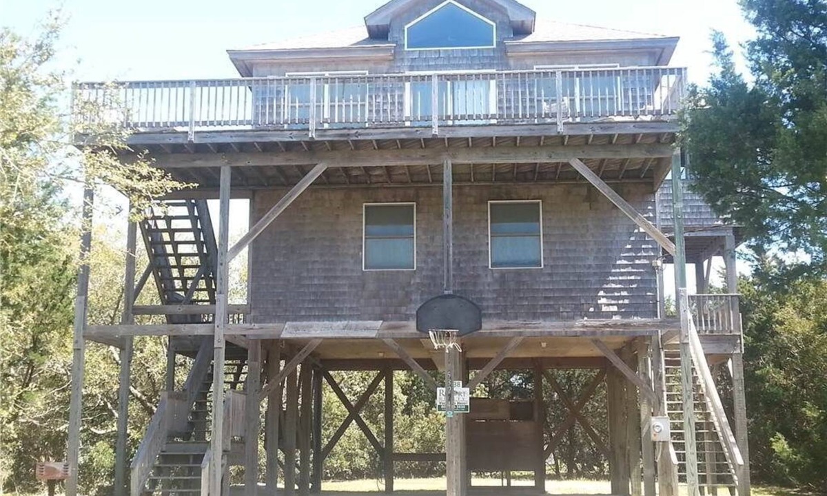 Frisco House | 7838- Wilder View, Classic Frisco Beach Box Just Yards Away from the Beach!