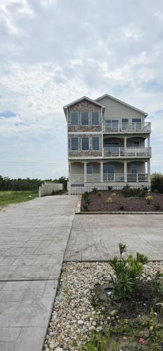 South Nags Head House | 8528 Beach Road