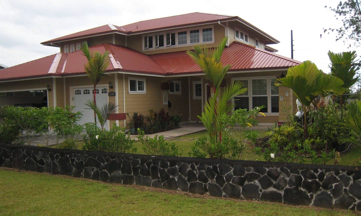 Ainaloa House | A Gorgeous Home in Paradise at Affordable Rate