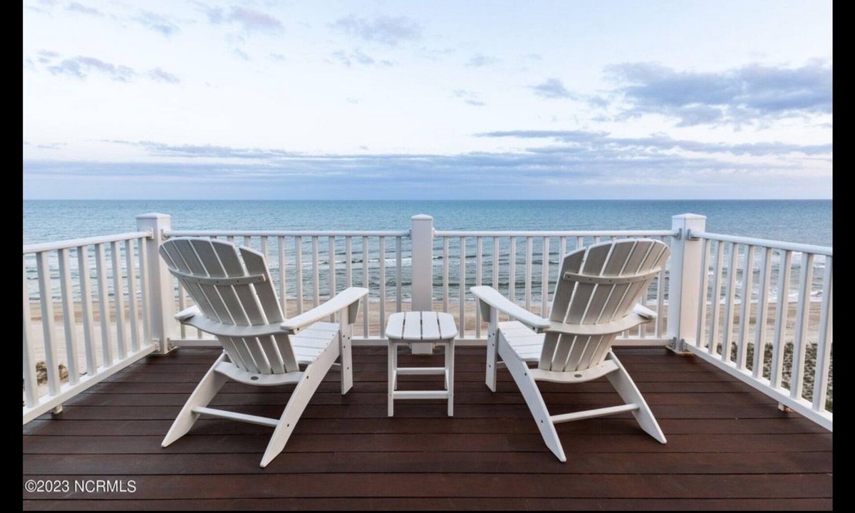 Salter Path House | A Salty Kiss. Spacious Oceanfront Luxury Home. Pool and Hot Tub!