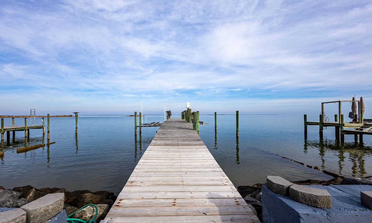 Lottsburg House | A True Serenity Coastal Waterfront Retreat — Potomac River meets Chesapeake Bay