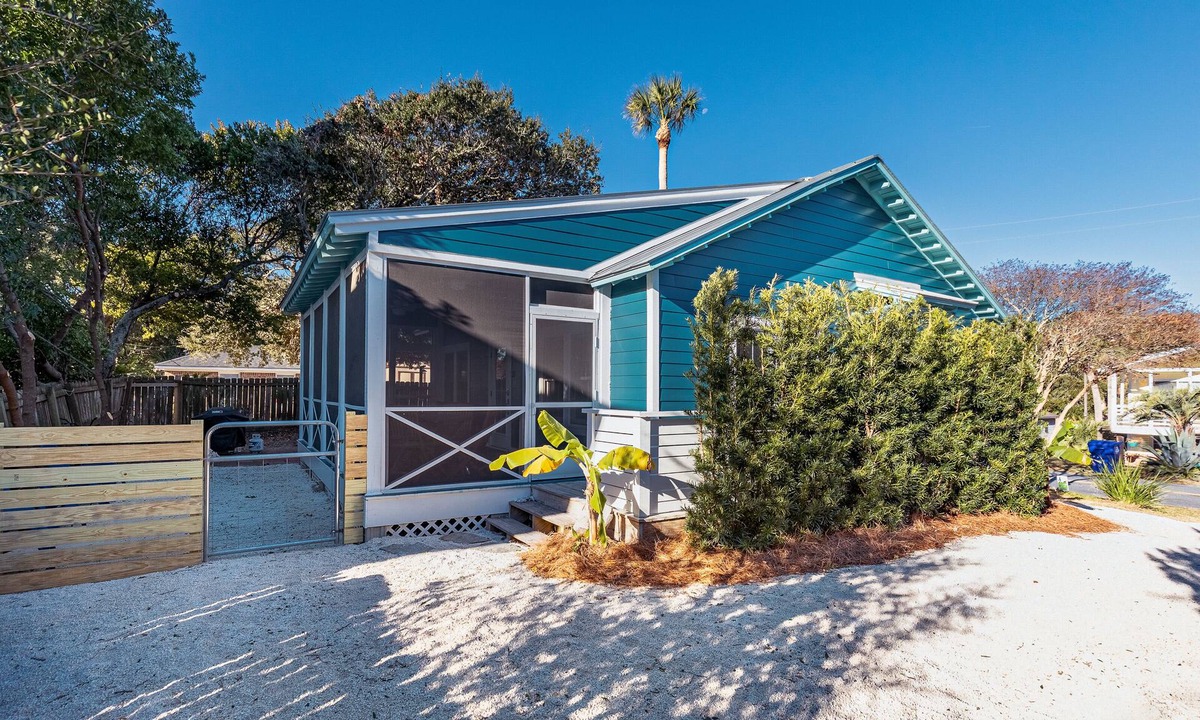 Folly Beach House | Adorable Dog Friendly Cottage - Stones Throw - Screened Porch - Fenced Yard - Steps to the Beach