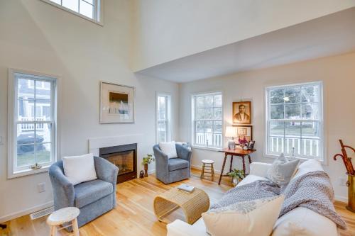 West Cape May House | Airy West Cape May Cottage < 1 Mi to Beach!