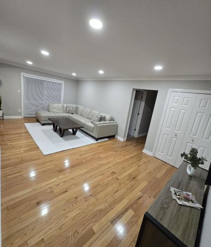 Sterling Heights Apartment | akl