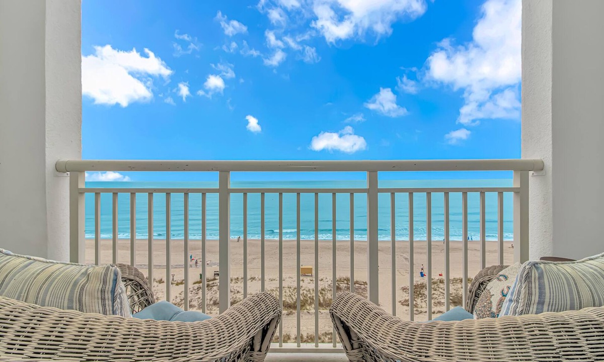Myrtle Beach Condo | Amazing OCEAN FRONT Views! Newly Renovated! Walking Distance to All Myrtle.