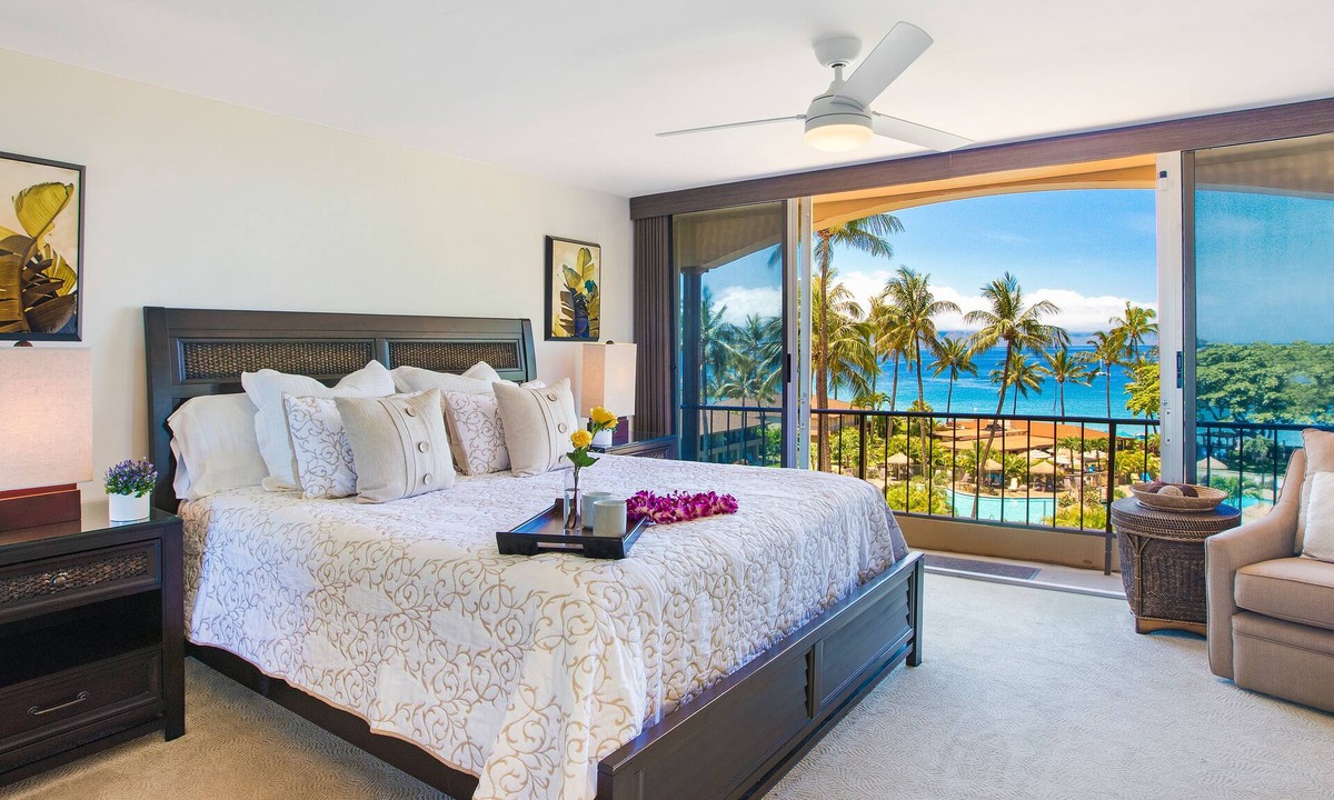 Kaanapali Condo | Amazing Rare 1 Bedroom - 2 Bathrooms with Stunning Panoramic Ocean Views