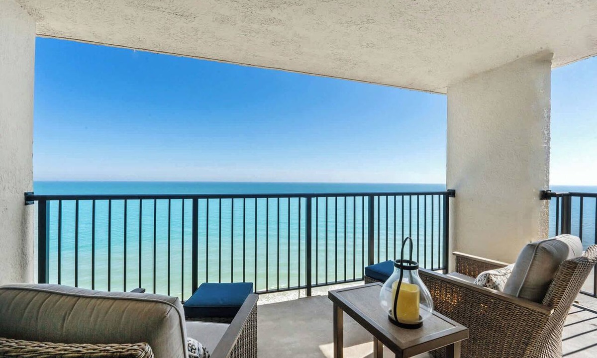 Arcadian Shores Apartment | Arcadian I Penthouse F - Oceanfront!