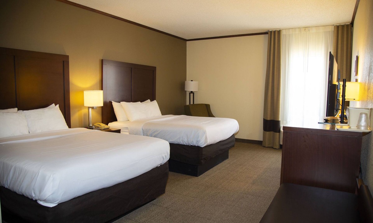 Ardmore Hotel | Ardmore Inn & Suites