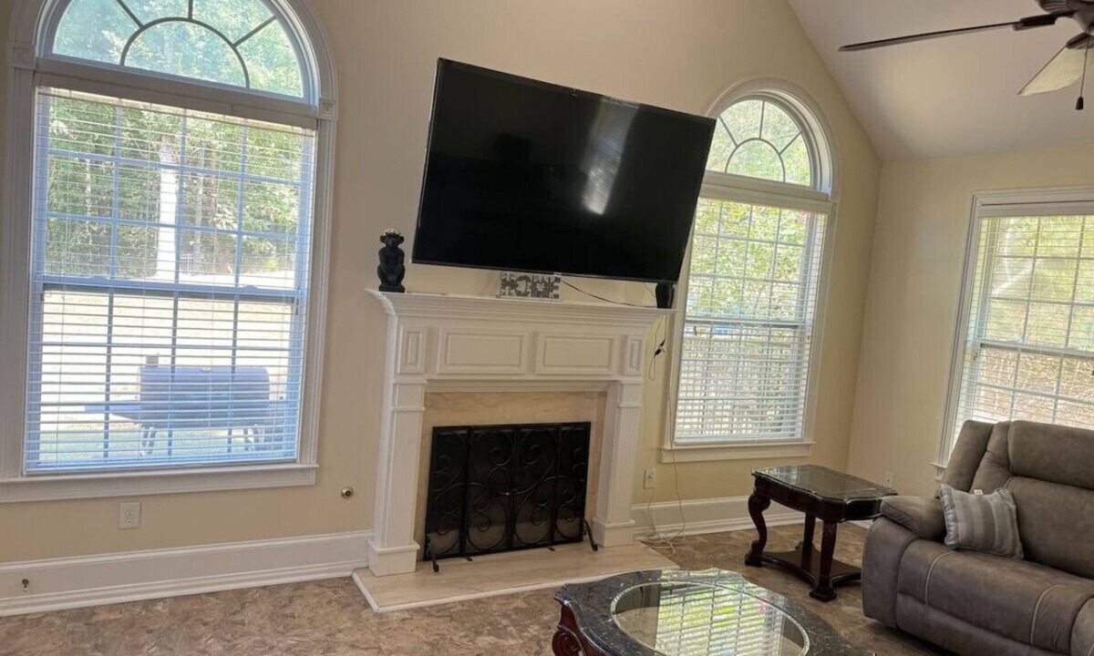 Stockbridge House | Atlanta FIFA 2026 | Sleeps 12 | Pool & Hot Tub
